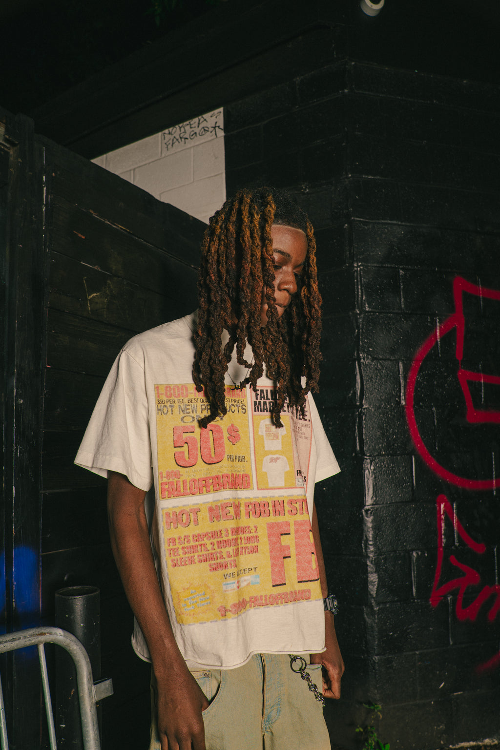 Sales Market Tee